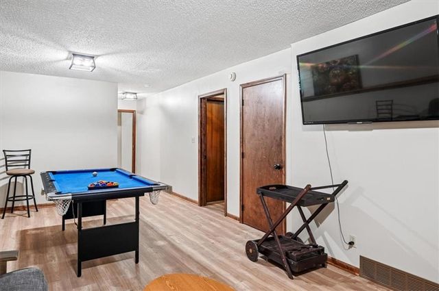 2501 Olde Creek Court, Leavenworth, KS 66048