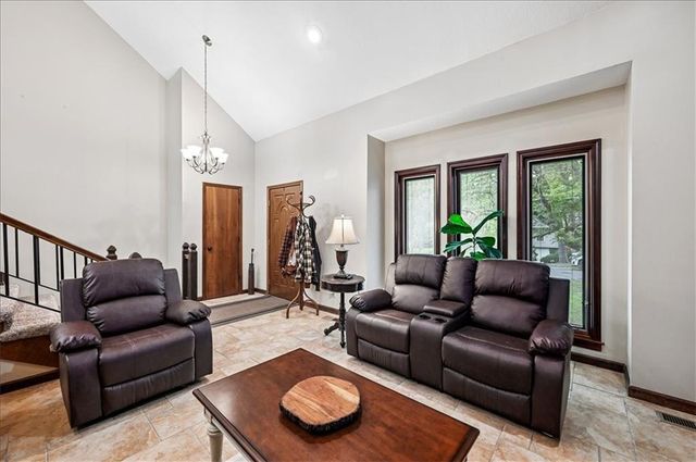 2501 Olde Creek Court, Leavenworth, KS 66048