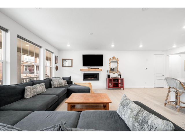 1928 Marlowe Cir E, Erie, CO 80516