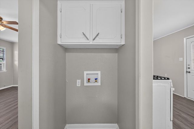208 D Street, Whitesboro, TX 76273