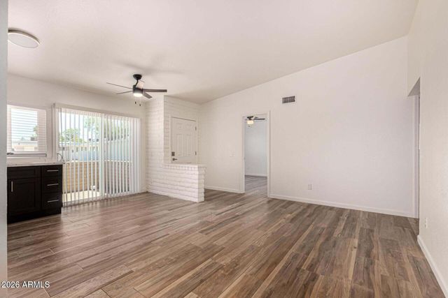 5946 W ROSE Lane, Glendale, AZ 85301