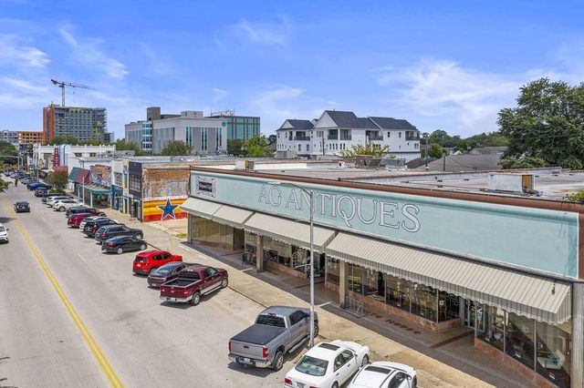 709 E 17th Street, Houston, TX 77008