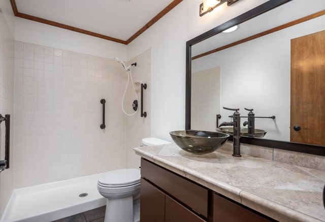 7506 W Johannsen Ln, Spokane, WA 99026