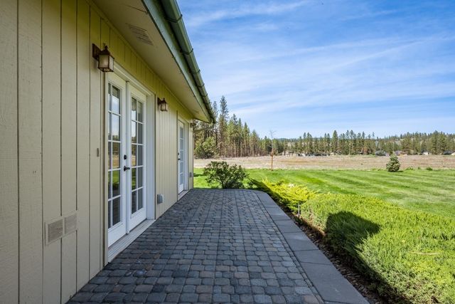 7506 W Johannsen Ln, Spokane, WA 99026