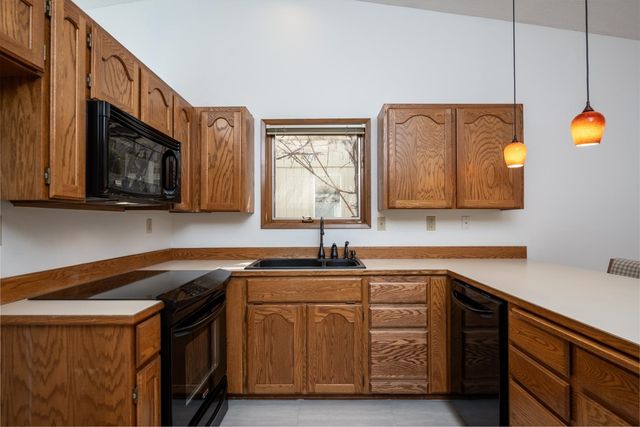 7506 W Johannsen Ln, Spokane, WA 99026