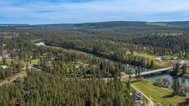 7506 W Johannsen Ln, Spokane, WA 99026