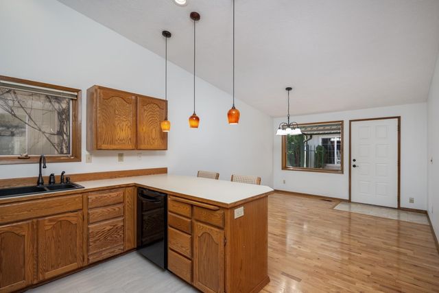 7506 W Johannsen Ln, Spokane, WA 99026