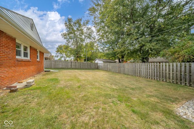 235 Pick Avenue, Chesterfield, IN 46017