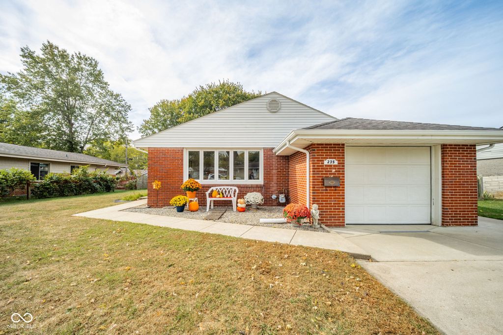 235 Pick Avenue, Chesterfield, IN 46017