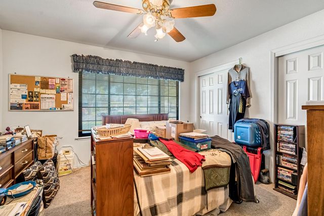 908 Suburban Avenue, Madera, CA 93637