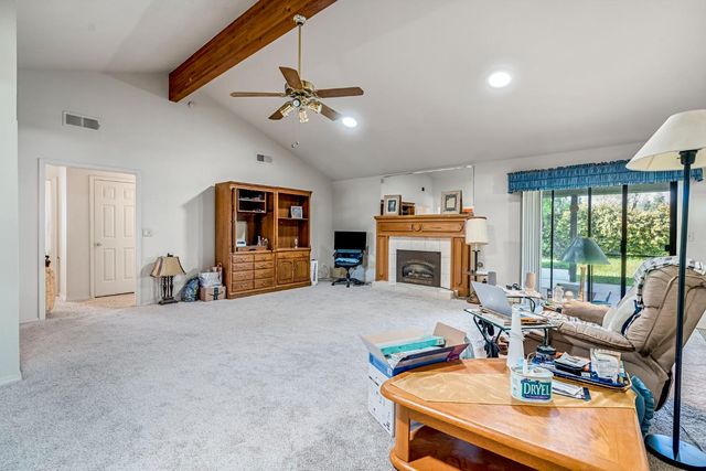 908 Suburban Avenue, Madera, CA 93637