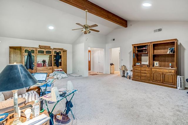 908 Suburban Avenue, Madera, CA 93637