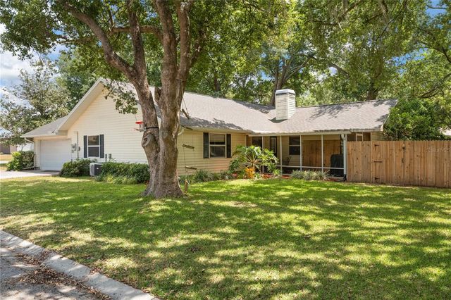 2121 WILDWOOD LN, Auburndale, FL 33823