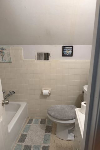 2884 SPRING HILL DR, Memphis, TN 38127