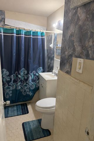 2884 SPRING HILL DR, Memphis, TN 38127