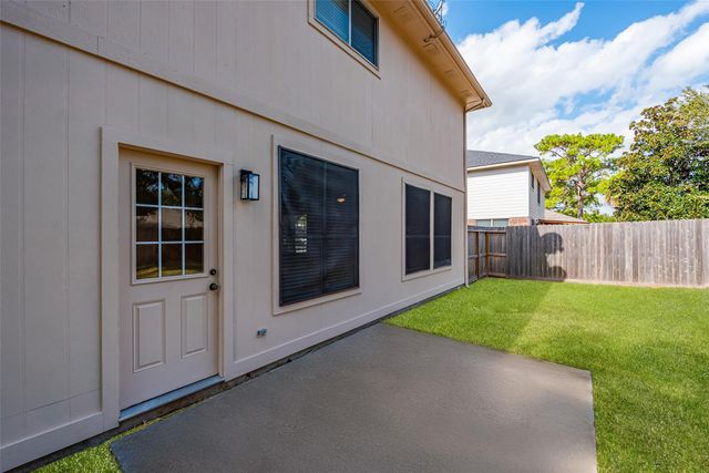 5115 Cherrywood Court, League City, TX 77573