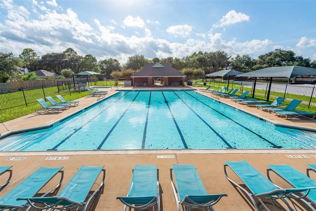 5115 Cherrywood Court, League City, TX 77573