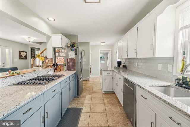 10007 WHITE HALL RD, Hagerstown, MD 21740