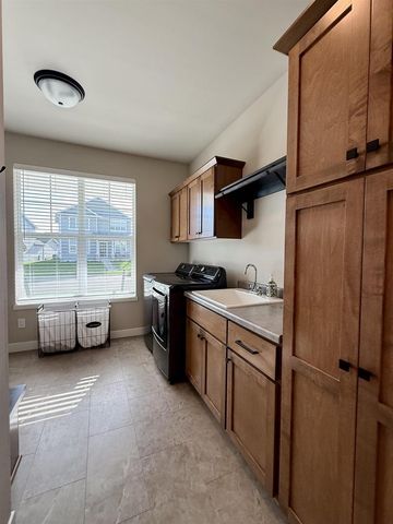 6518 Prairie Wood Drive, Mcfarland, WI 53558