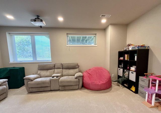 6518 Prairie Wood Drive, Mcfarland, WI 53558