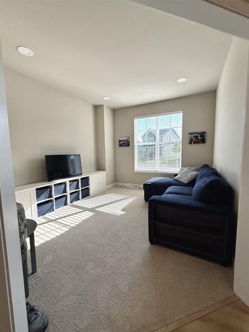 6518 Prairie Wood Drive, Mcfarland, WI 53558