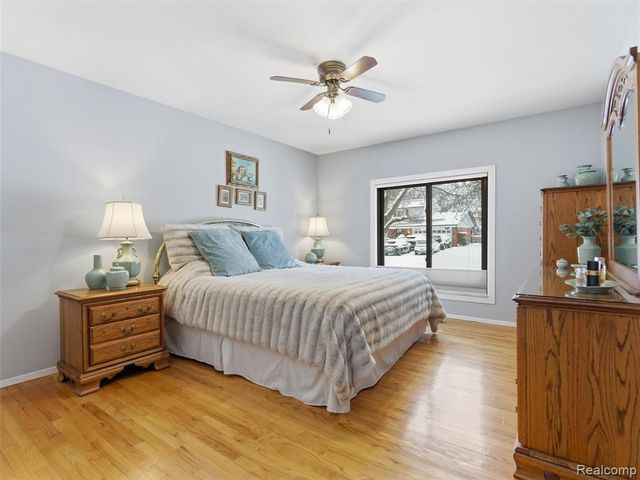 15850 Valerie Drive, Macomb, MI 48044