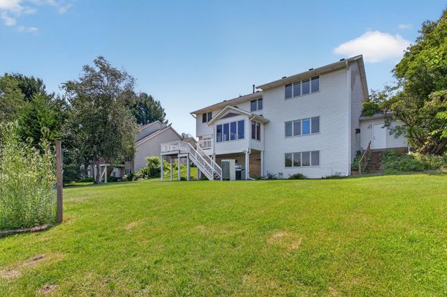 4142 Oakmede Lane, White Bear Lake, MN 55110
