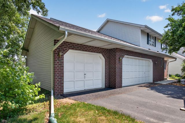 4142 Oakmede Lane, White Bear Lake, MN 55110