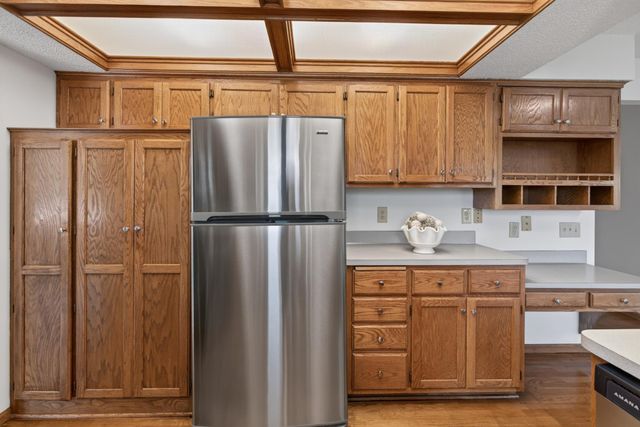 4142 Oakmede Lane, White Bear Lake, MN 55110