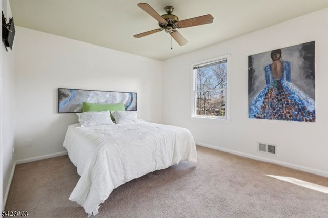 53 Salem St, Edison Twp., NJ 08820