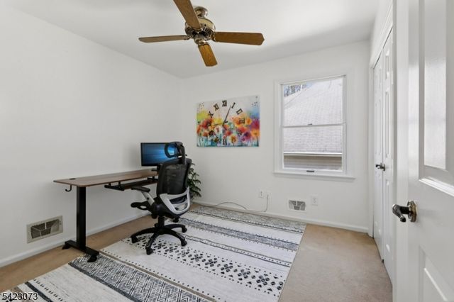 53 Salem St, Edison Twp., NJ 08820