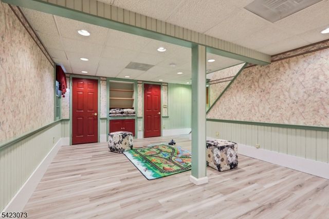 53 Salem St, Edison Twp., NJ 08820