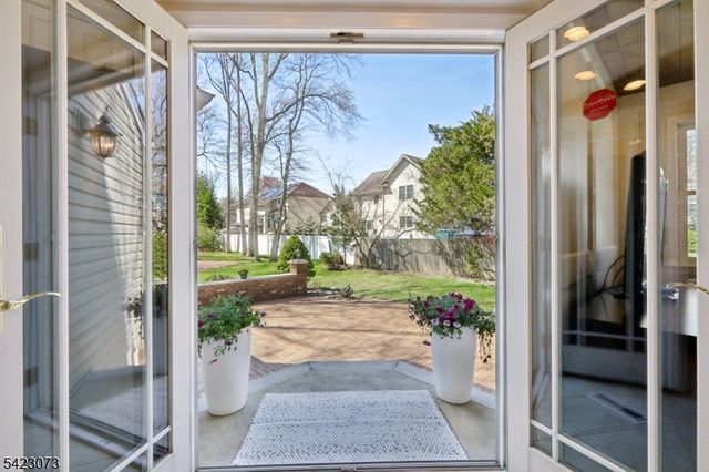 53 Salem St, Edison Twp., NJ 08820