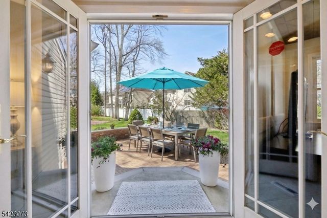 53 Salem St, Edison Twp., NJ 08820