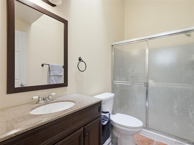 7342 Meadowridge Drive, West Bloomfield, MI 48322
