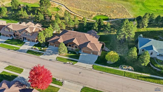 6505 MUIRFIELD DR, Rapid City, SD 57702