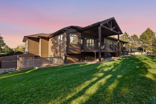 6505 MUIRFIELD DR, Rapid City, SD 57702