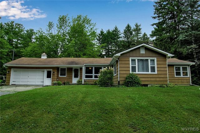 1455 Center Street, Aurora, NY 14052