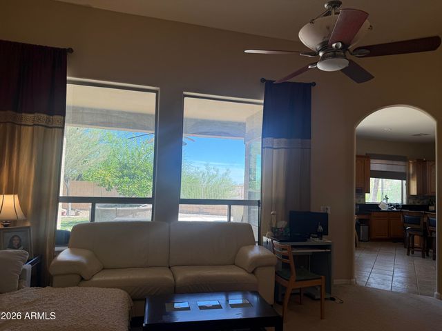 18086 W LAS CRUCES Drive, Goodyear, AZ 85338