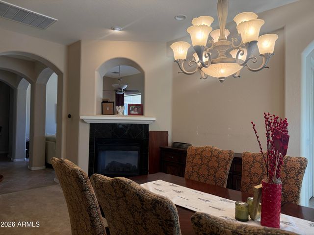 18086 W LAS CRUCES Drive, Goodyear, AZ 85338
