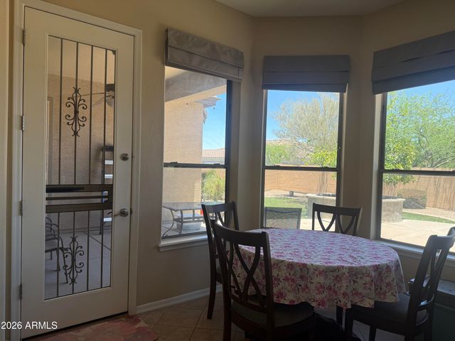 18086 W LAS CRUCES Drive, Goodyear, AZ 85338