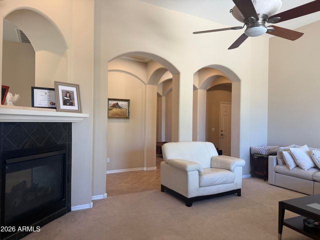 18086 W LAS CRUCES Drive, Goodyear, AZ 85338