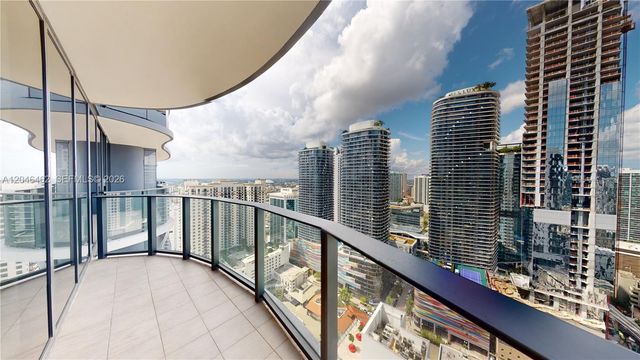 1000 Brickell Plaza 3915, Miami, FL 33131