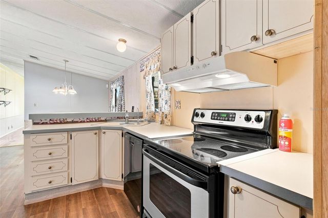 1875 STACEY DRIVE, Mount Dora, FL 32757