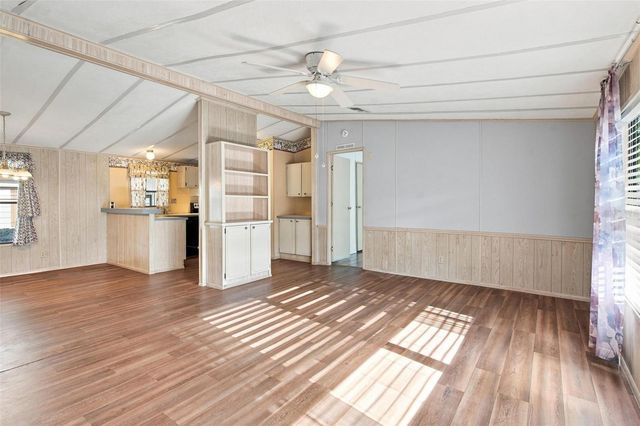 1875 STACEY DRIVE, Mount Dora, FL 32757