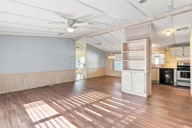 1875 STACEY DRIVE, Mount Dora, FL 32757