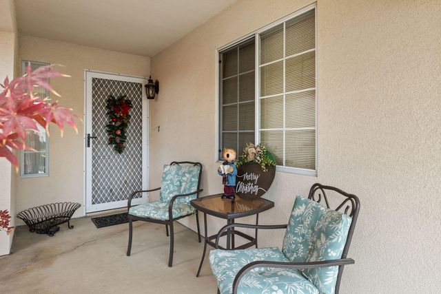 615 N Orange Avenue, Exeter, CA 93221