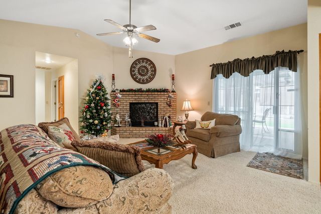 615 N Orange Avenue, Exeter, CA 93221