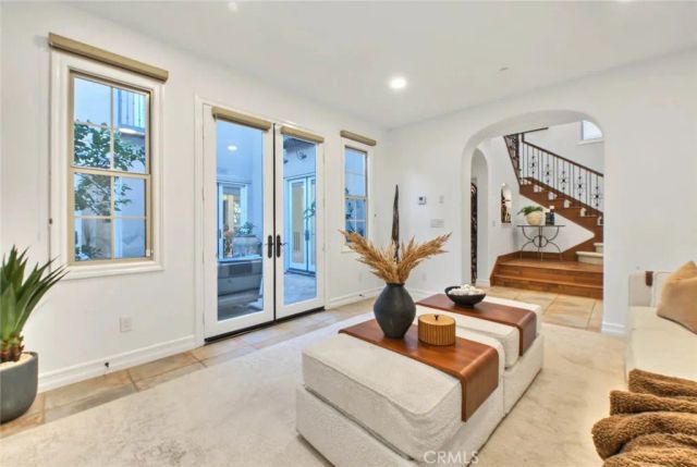 23 Seclusion, Irvine, CA 92618