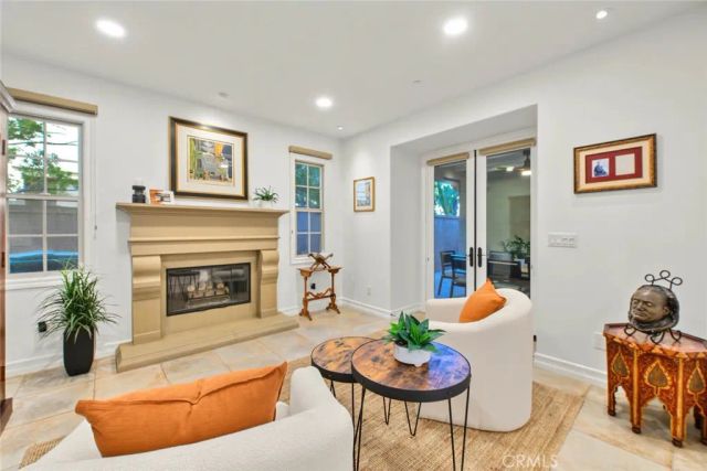 23 Seclusion, Irvine, CA 92618